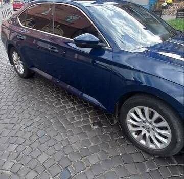 Синий Шкода Суперб, объемом двигателя 1.97 л и пробегом 277 тыс. км за 15000 $, фото 5 на Automoto.ua