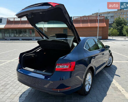 Синий Шкода Суперб, объемом двигателя 1.6 л и пробегом 284 тыс. км за 12900 $, фото 8 на Automoto.ua