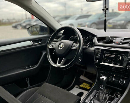 Синий Шкода Суперб, объемом двигателя 1.97 л и пробегом 233 тыс. км за 20999 $, фото 26 на Automoto.ua