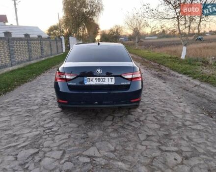 Синий Шкода Суперб, объемом двигателя 1.97 л и пробегом 221 тыс. км за 13700 $, фото 5 на Automoto.ua