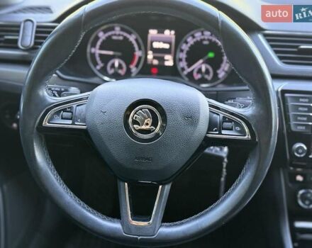 Синій Шкода Суперб, об'ємом двигуна 2.01 л та пробігом 296 тис. км за 15200 $, фото 9 на Automoto.ua