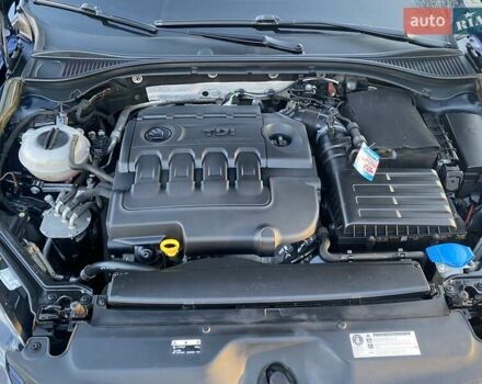 Синий Шкода Суперб, объемом двигателя 2 л и пробегом 141 тыс. км за 17200 $, фото 23 на Automoto.ua