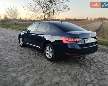 Синий Шкода Суперб, объемом двигателя 1.97 л и пробегом 221 тыс. км за 13700 $, фото 6 на Automoto.ua