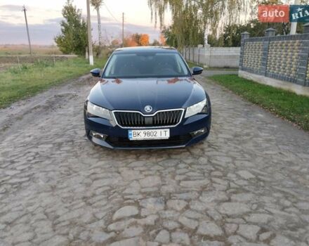 Синий Шкода Суперб, объемом двигателя 1.97 л и пробегом 221 тыс. км за 13700 $, фото 1 на Automoto.ua