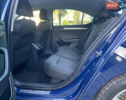 Синий Шкода Суперб, объемом двигателя 2 л и пробегом 141 тыс. км за 17200 $, фото 14 на Automoto.ua