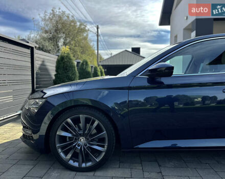 Синий Шкода Суперб, объемом двигателя 1.97 л и пробегом 101 тыс. км за 28499 $, фото 9 на Automoto.ua