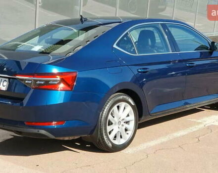 Синий Шкода Суперб, объемом двигателя 2 л и пробегом 78 тыс. км за 30900 $, фото 4 на Automoto.ua