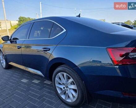 Синий Шкода Суперб, объемом двигателя 1.98 л и пробегом 25 тыс. км за 30999 $, фото 14 на Automoto.ua