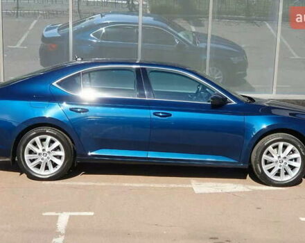 Синий Шкода Суперб, объемом двигателя 2 л и пробегом 78 тыс. км за 30900 $, фото 1 на Automoto.ua