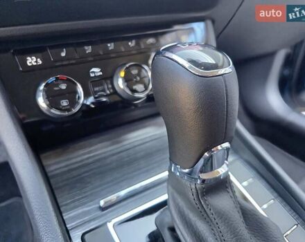 Синий Шкода Суперб, объемом двигателя 1.98 л и пробегом 25 тыс. км за 30999 $, фото 15 на Automoto.ua