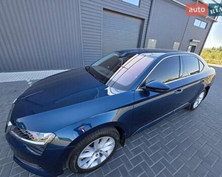 Синий Шкода Суперб, объемом двигателя 1.98 л и пробегом 25 тыс. км за 30999 $, фото 6 на Automoto.ua