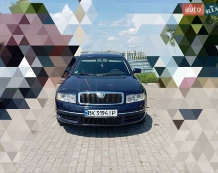 Синій Шкода Суперб, об'ємом двигуна 2.77 л та пробігом 374 тис. км за 4450 $, фото 1 на Automoto.ua