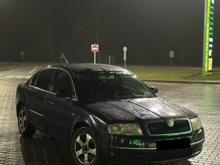 Синий Шкода Суперб, объемом двигателя 2.5 л и пробегом 280 тыс. км за 3599 $, фото 1 на Automoto.ua