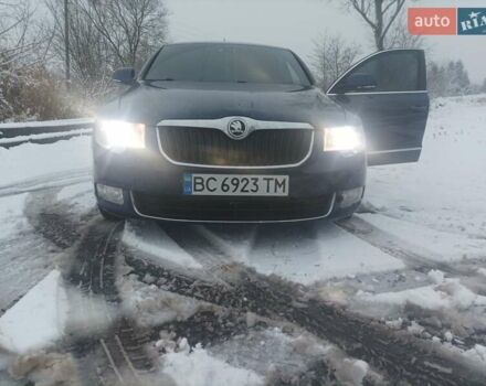 Синий Шкода Суперб, объемом двигателя 2 л и пробегом 314 тыс. км за 8600 $, фото 1 на Automoto.ua