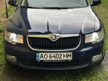 Шкода Суперб 2012 у Ужгороді на Automoto.ua Синій Шкода Суперб, об'ємом двигуна 2 л та пробігом 339 тис. км за 9400 $, фото 1 на Automoto.ua
