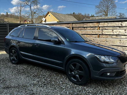 Синій Шкода Суперб, об'ємом двигуна 1.97 л та пробігом 369 тис. км за 12900 $, фото 1 на Automoto.ua