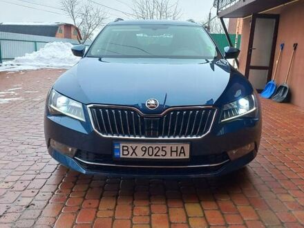 Синий Шкода Суперб, объемом двигателя 0 л и пробегом 217 тыс. км за 15700 $, фото 1 на Automoto.ua