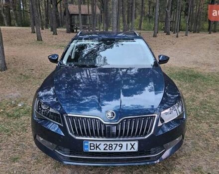 Синий Шкода Суперб, объемом двигателя 1.6 л и пробегом 150 тыс. км за 18300 $, фото 1 на Automoto.ua