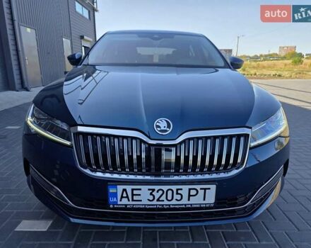 Синий Шкода Суперб, объемом двигателя 1.98 л и пробегом 25 тыс. км за 30999 $, фото 1 на Automoto.ua