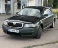 Зеленый Шкода Суперб, объемом двигателя 1.8 л и пробегом 315 тыс. км за 2450 $, фото 1 на Automoto.ua