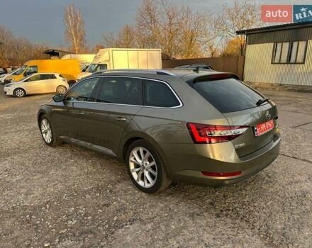 Зеленый Шкода Суперб, объемом двигателя 2 л и пробегом 289 тыс. км за 18300 $, фото 4 на Automoto.ua
