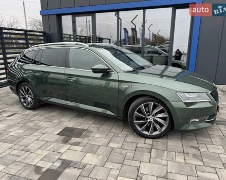 Зелений Шкода Суперб, об'ємом двигуна 2 л та пробігом 236 тис. км за 23900 $, фото 5 на Automoto.ua