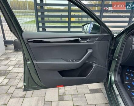 Зелений Шкода Суперб, об'ємом двигуна 2 л та пробігом 236 тис. км за 23900 $, фото 13 на Automoto.ua