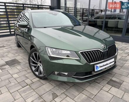 Зелений Шкода Суперб, об'ємом двигуна 2 л та пробігом 236 тис. км за 23900 $, фото 6 на Automoto.ua