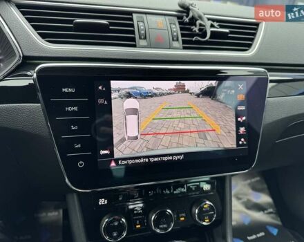 Зелений Шкода Суперб, об'ємом двигуна 2 л та пробігом 236 тис. км за 23900 $, фото 26 на Automoto.ua