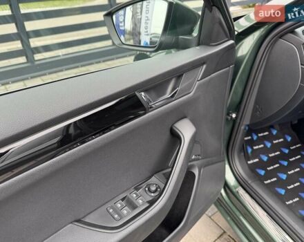 Зелений Шкода Суперб, об'ємом двигуна 2 л та пробігом 236 тис. км за 23900 $, фото 14 на Automoto.ua