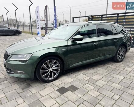 Зелений Шкода Суперб, об'ємом двигуна 2 л та пробігом 236 тис. км за 23900 $, фото 8 на Automoto.ua