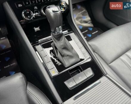 Зелений Шкода Суперб, об'ємом двигуна 2 л та пробігом 236 тис. км за 23900 $, фото 28 на Automoto.ua