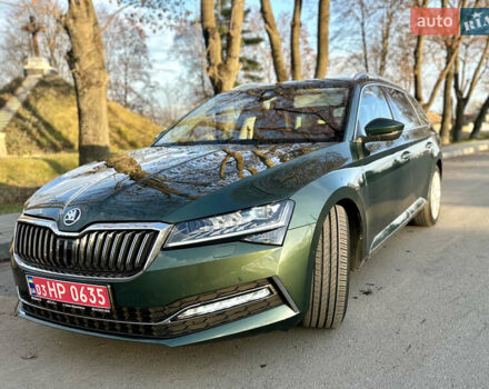 Зелений Шкода Суперб, об'ємом двигуна 2 л та пробігом 84 тис. км за 34900 $, фото 2 на Automoto.ua