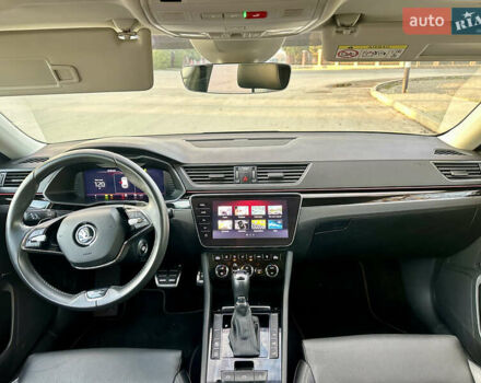 Зелений Шкода Суперб, об'ємом двигуна 2 л та пробігом 84 тис. км за 34900 $, фото 14 на Automoto.ua