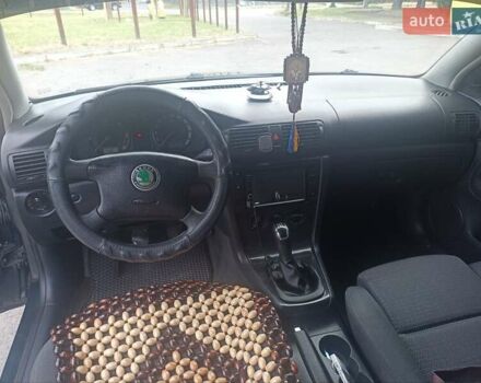 Зеленый Шкода Суперб, объемом двигателя 1.9 л и пробегом 246 тыс. км за 6100 $, фото 2 на Automoto.ua