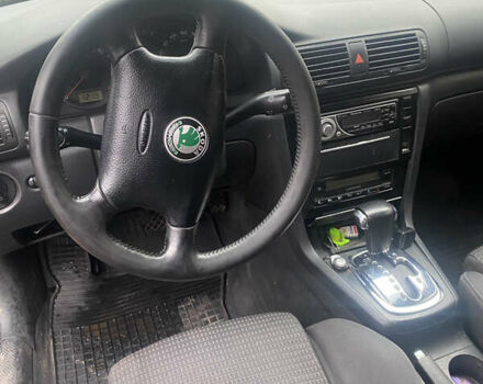 Зеленый Шкода Суперб, объемом двигателя 1.9 л и пробегом 350 тыс. км за 4500 $, фото 16 на Automoto.ua