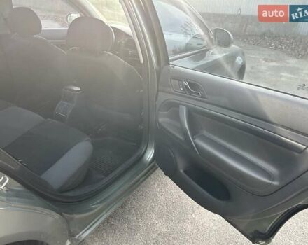 Зеленый Шкода Суперб, объемом двигателя 1.78 л и пробегом 230 тыс. км за 4000 $, фото 11 на Automoto.ua