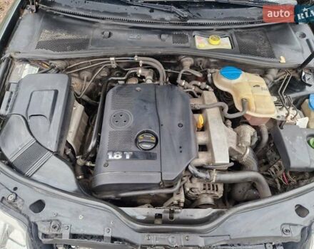 Зеленый Шкода Суперб, объемом двигателя 1.78 л и пробегом 340 тыс. км за 7800 $, фото 21 на Automoto.ua