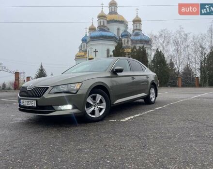 Зелений Шкода Суперб, об'ємом двигуна 1.8 л та пробігом 174 тис. км за 15000 $, фото 22 на Automoto.ua