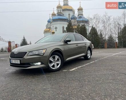 Зелений Шкода Суперб, об'ємом двигуна 1.8 л та пробігом 174 тис. км за 15000 $, фото 11 на Automoto.ua