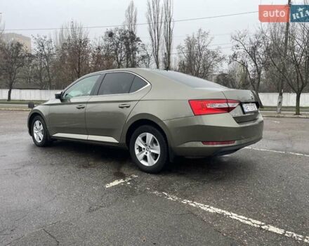 Зелений Шкода Суперб, об'ємом двигуна 1.8 л та пробігом 174 тис. км за 15000 $, фото 10 на Automoto.ua