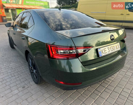 Зеленый Шкода Суперб, объемом двигателя 1.97 л и пробегом 225 тыс. км за 18999 $, фото 8 на Automoto.ua