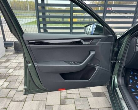 Зелений Шкода Суперб, об'ємом двигуна 2 л та пробігом 232 тис. км за 23900 $, фото 13 на Automoto.ua