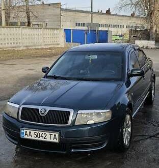 Шкода Суперб 2003 в Киеве на Automoto.ua Зеленый Шкода Суперб, объемом двигателя 1.78 л и пробегом 350 тыс. км за 4000 $, фото 1 на Automoto.ua