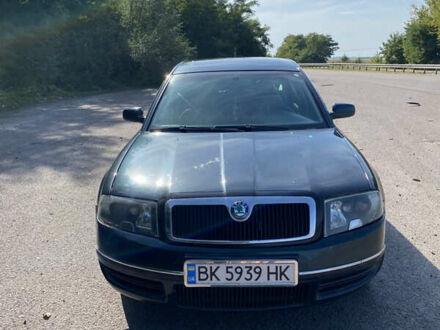 Шкода Суперб 2004 в Ровно на Automoto.ua Зеленый Шкода Суперб, объемом двигателя 2.5 л и пробегом 370 тыс. км за 4800 $, фото 1 на Automoto.ua