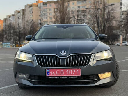 Зеленый Шкода Суперб, объемом двигателя 2 л и пробегом 280 тыс. км за 15999 $, фото 1 на Automoto.ua