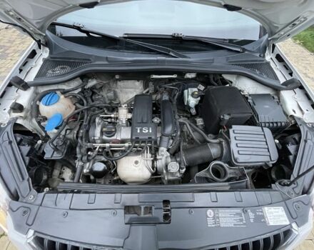 Білий Шкода Єті, об'ємом двигуна 1.2 л та пробігом 225 тис. км за 7300 $, фото 5 на Automoto.ua