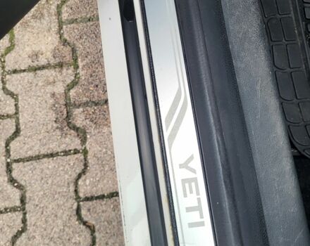 Білий Шкода Єті, об'ємом двигуна 1.6 л та пробігом 248 тис. км за 12771 $, фото 10 на Automoto.ua