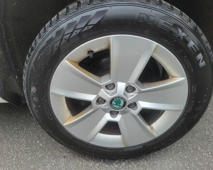 Білий Шкода Єті, об'ємом двигуна 1.6 л та пробігом 248 тис. км за 12771 $, фото 3 на Automoto.ua