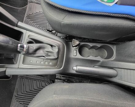 Білий Шкода Єті, об'ємом двигуна 1.6 л та пробігом 248 тис. км за 12771 $, фото 21 на Automoto.ua